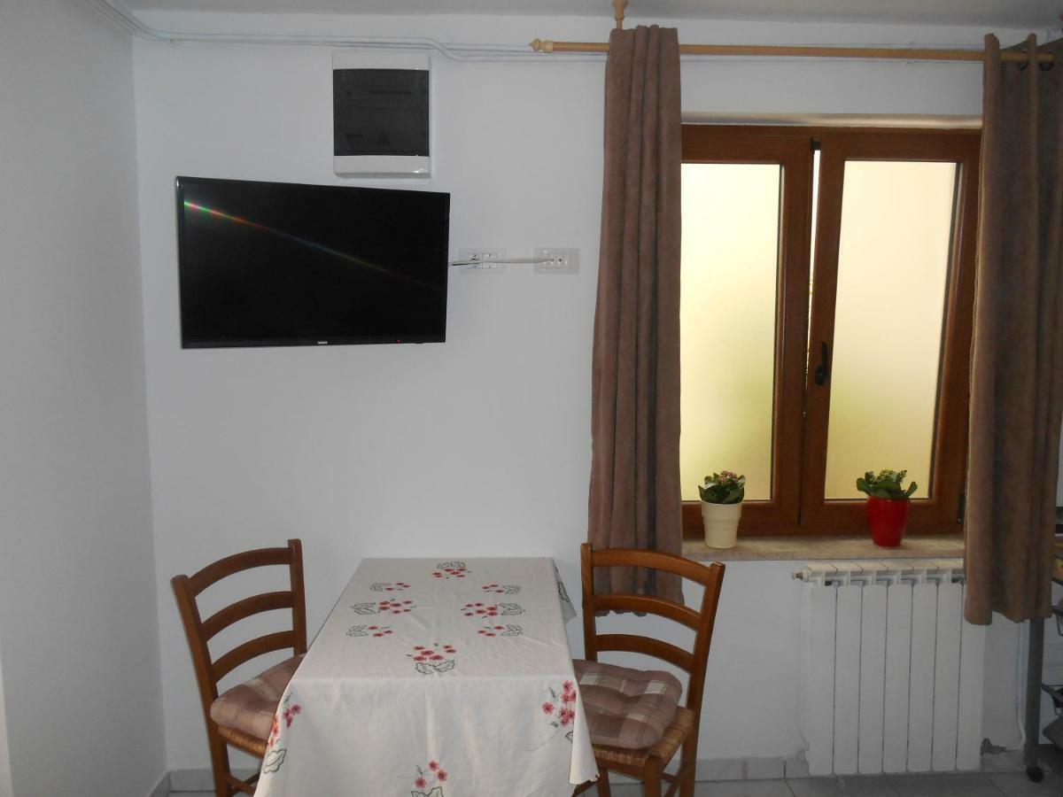 Apartment Regina Rovigno Esterno foto