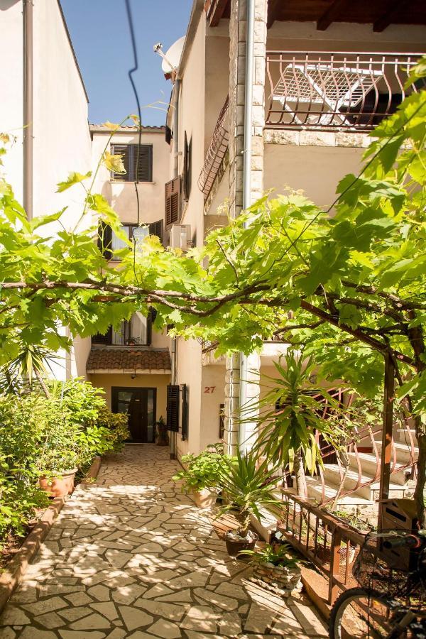 Apartment Regina Rovigno Camera foto